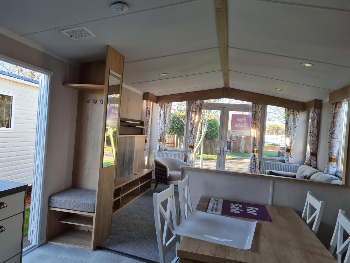 Caravan On Fantastic Site 던바 외부 사진