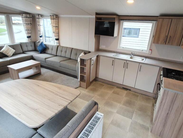 Caravan On Fantastic Site 던바 외부 사진